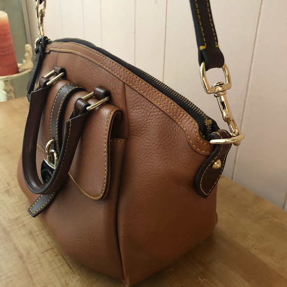 Dooney & Bourke sachel bag - Picture 4 of 4